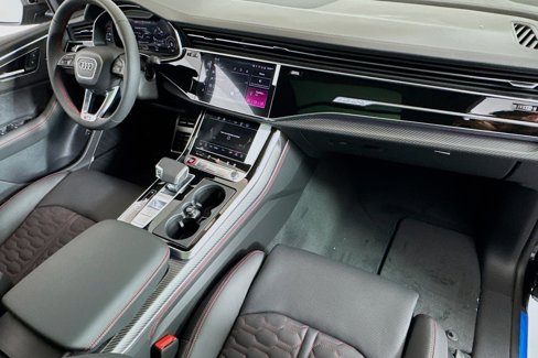 New 2025 Audi RS Q8 performance image 27