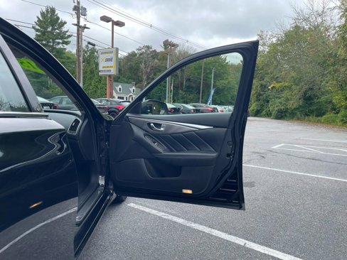 Used 2015 INFINITI Q50 Premium w/ Navigation Package image 11