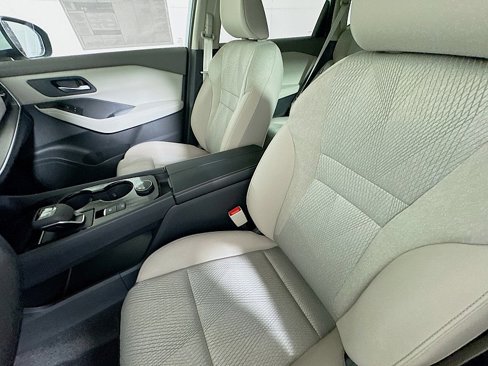 New 2025 Nissan Rogue SV image 11