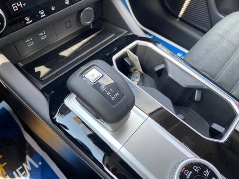 New 2025 Mitsubishi Outlander SE image 34