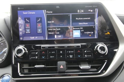 Used 2022 Toyota Highlander Platinum image 16