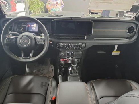 New 2025 Jeep Wrangler Unlimited Rubicon 392 image 9