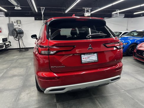 Used 2024 Mitsubishi Outlander SE image 5