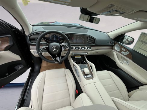 New 2025 Mercedes-Benz GLS 450 4MATIC image 6