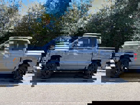 New 2026 Nissan Frontier SV image 32