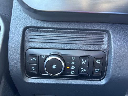 New 2026 Ford F250 Lariat image 16