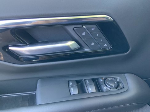 New 2026 Chevrolet Suburban Z71 w/ Comfort Package image 27