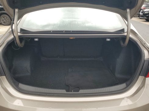 Used 2024 Chevrolet Malibu LT image 10