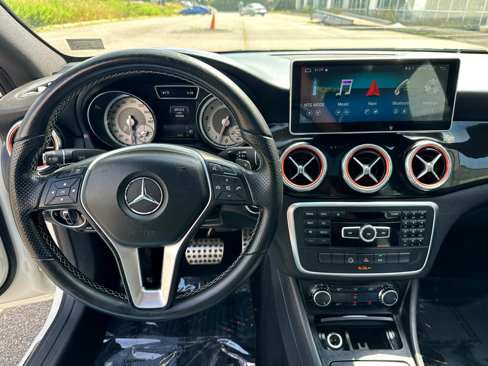 Used 2014 Mercedes-Benz CLA 250 image 25