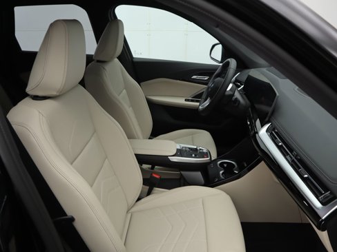 Used 2025 BMW X1 xDrive28i w/ Technology Package image 22