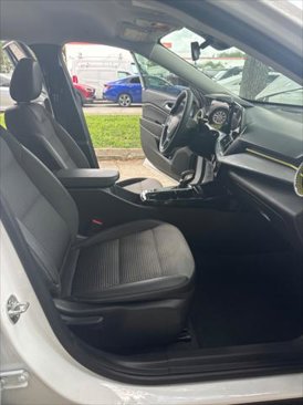 Used 2025 Chevrolet Trax LT image 16