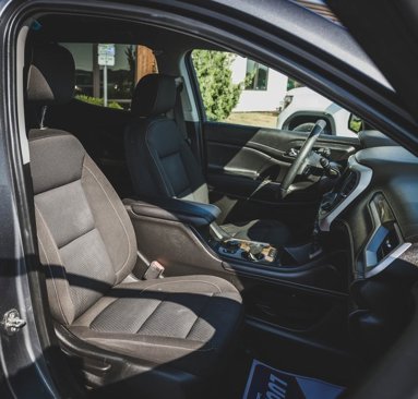 Used 2021 GMC Acadia SLE w/ Driver Convenience Package image 29
