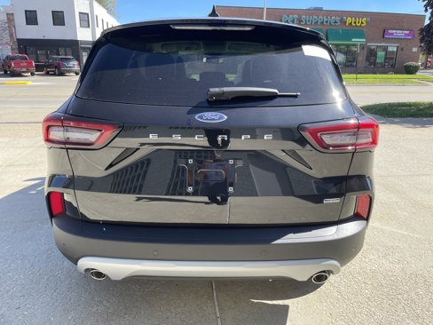 New 2026 Ford Escape SE image 5