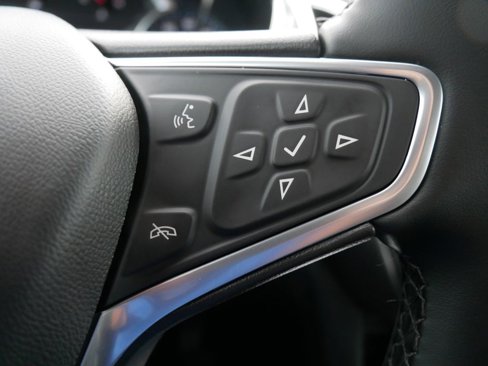 Used 2023 Chevrolet Equinox LT image 25