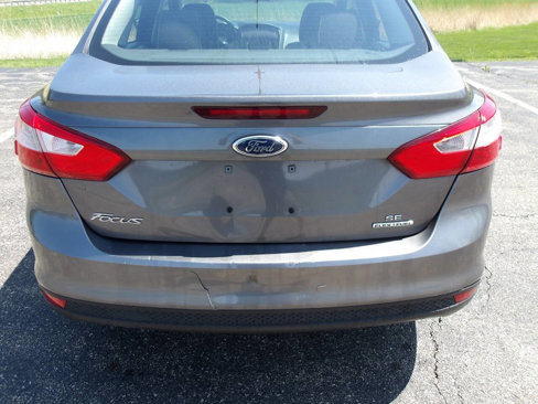 Used 2013 Ford Focus SE image 45