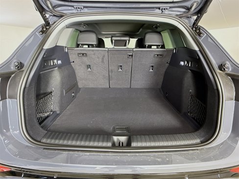 New 2025 Audi Q6 e-tron Premium Plus image 27