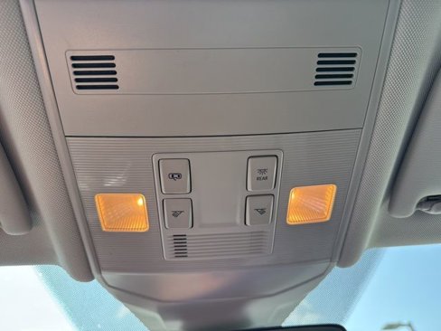 Certified 2024 Volkswagen Jetta S image 25