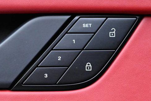 Used 2022 Porsche 911 Carrera 4 GTS image 18