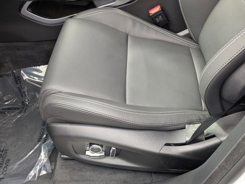 New 2026 Jaguar F-PACE R-Dynamic S image 4