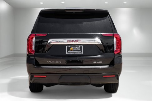 Used 2022 GMC Yukon XL SLE w/ Gmc Pro Safety Plus Package image 7