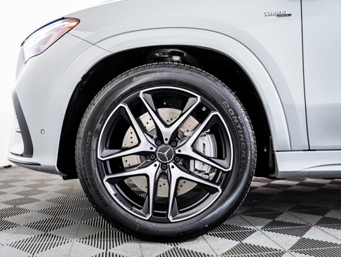 New 2026 Mercedes-Benz GLE 53 AMG 4MATIC Coupe image 6