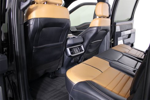 Used 2024 Ford F450 Platinum w/ FX4 Off-Road Package image 41