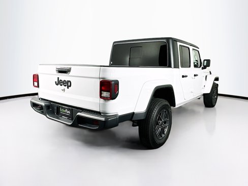 Used 2024 Jeep Gladiator Sport image 7