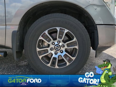 Used 2020 Nissan Titan SV w/ Accessory Utility Package image 11