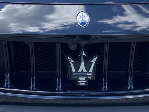 New 2025 Maserati Grecale Modena image 11