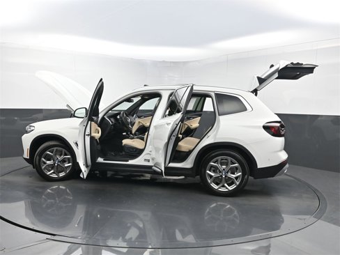 Used 2024 BMW X3 xDrive30i w/ Premium Package w/ZPA image 39