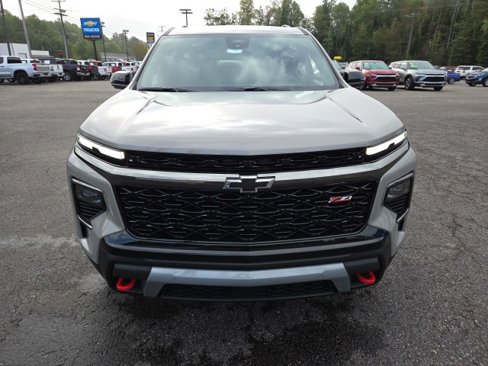 New 2026 Chevrolet Traverse Z71 w/ Enhanced Driving Package image 2