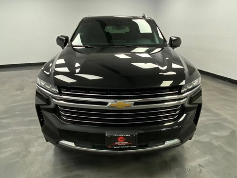 Used 2021 Chevrolet Suburban LT image 9