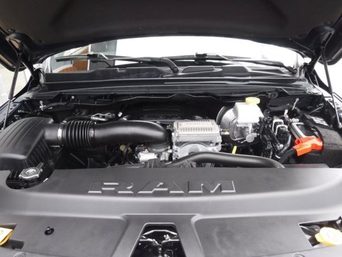 Certified 2024 RAM 1500 Limited image 5