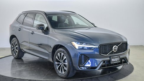 Certified 2025 Volvo XC60 B5 Core w/ Protection Package Premier image 6