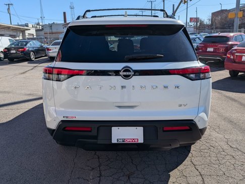 Used 2022 Nissan Pathfinder SV image 7
