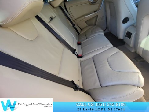 Used 2011 Volvo XC60 T6 image 19