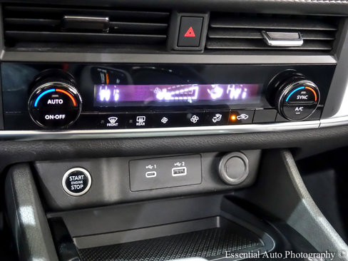 Used 2023 Nissan Rogue SV image 21
