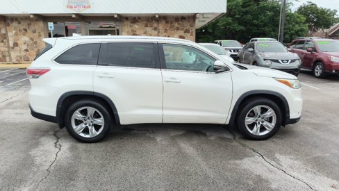 Used 2015 Toyota Highlander Limited Platinum image 6