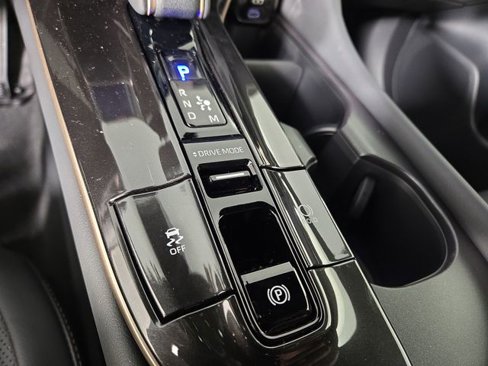 New 2026 Toyota Crown Platinum image 26