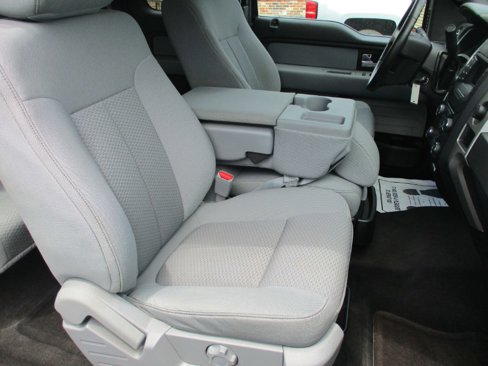 Used 2014 Ford F150 XLT w/ XLT Chrome Package image 16
