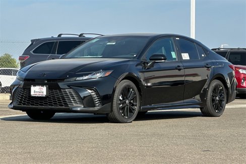 New 2026 Toyota Camry SE image 8