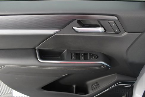 New 2025 GMC Acadia Elevation w/ Elevation Premium Package image 14