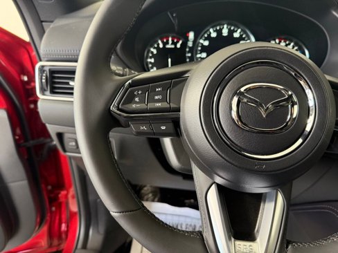 New 2025 MAZDA CX-5 Signature image 16