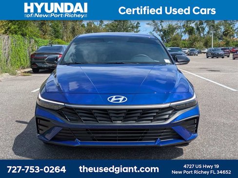 Certified 2025 Hyundai Elantra Sport image 8