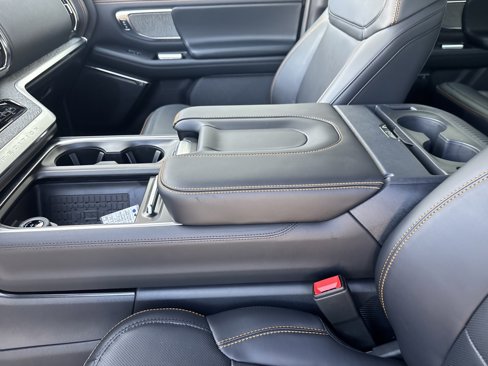 New 2025 Ford Expedition Tremor image 24