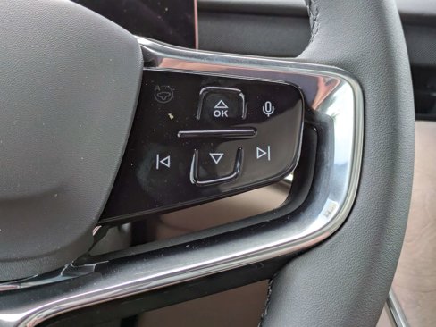 New 2025 Volvo EX90 Ultra image 23