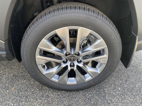 New 2025 Toyota RAV4 XLE Premium image 9