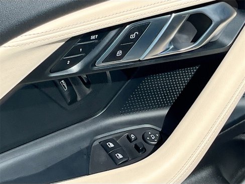 Used 2022 BMW 230i Coupe w/ Premium Package image 18