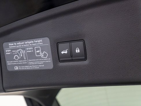 Certified 2025 INFINITI QX55 Sensory image 32