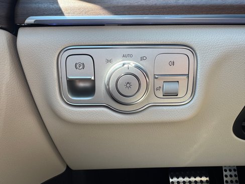 New 2026 Mercedes-Benz GLS 450 4MATIC image 8